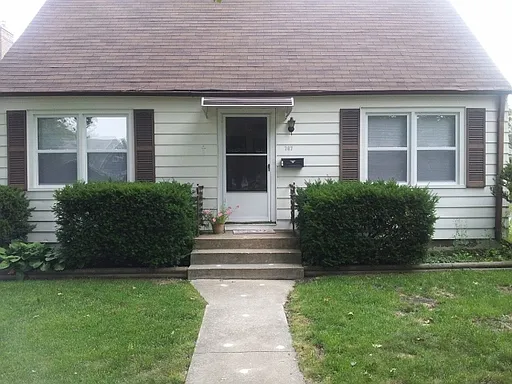 787 S Colfax Ave photo 1
