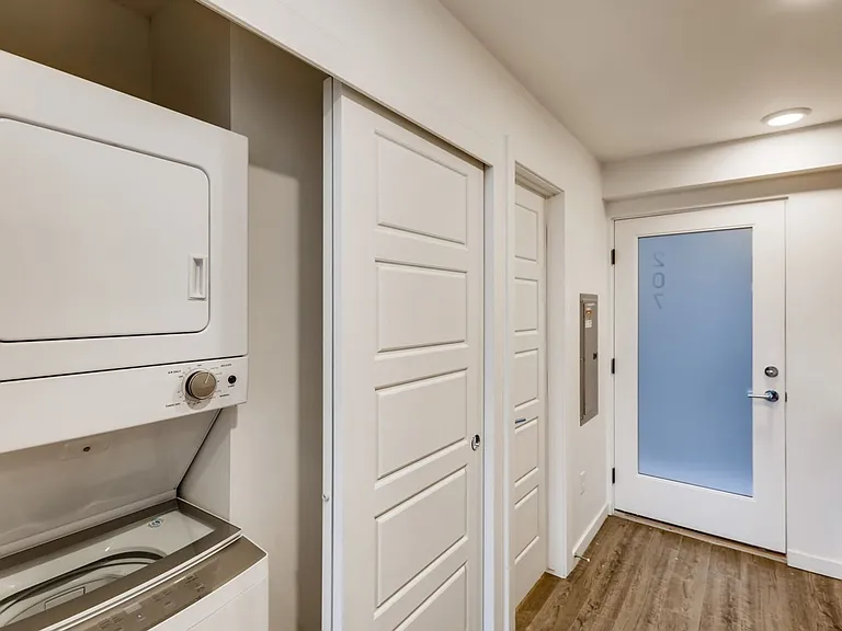 Live Big in a Loft Apartment! — Photo 8