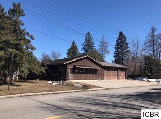 802 NW 2nd Ave, Grand Rapids, MN 55744