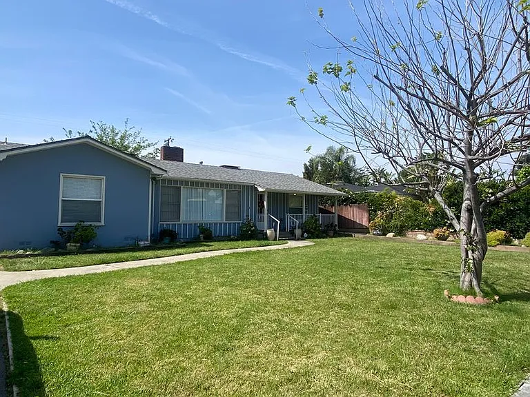 739 W Granada Ct — Photo 1