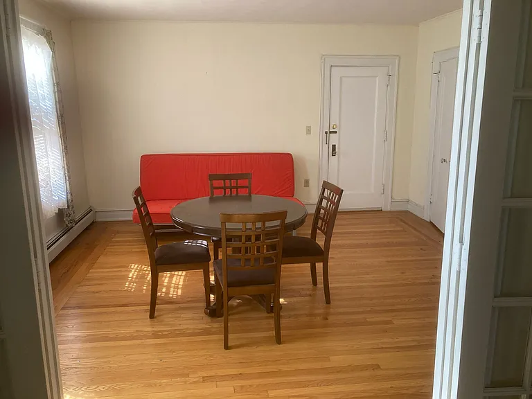 150 Everit St #A — Photo 6