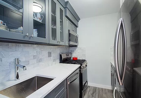 5th image of 170 W End Ave APT 15K