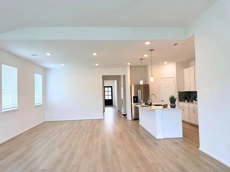 16238 Parish Pointe Ct — Photo 11