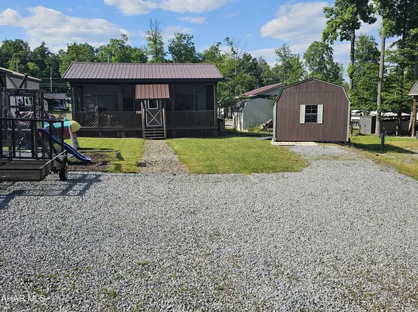 109 Magnolia Cir, Flinton, PA 16640