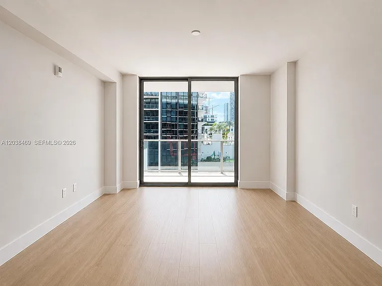 90 NE 32nd St #705 — Photo 19