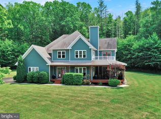 44 Summer Mountain Rd, New Ringgold, PA 17960
