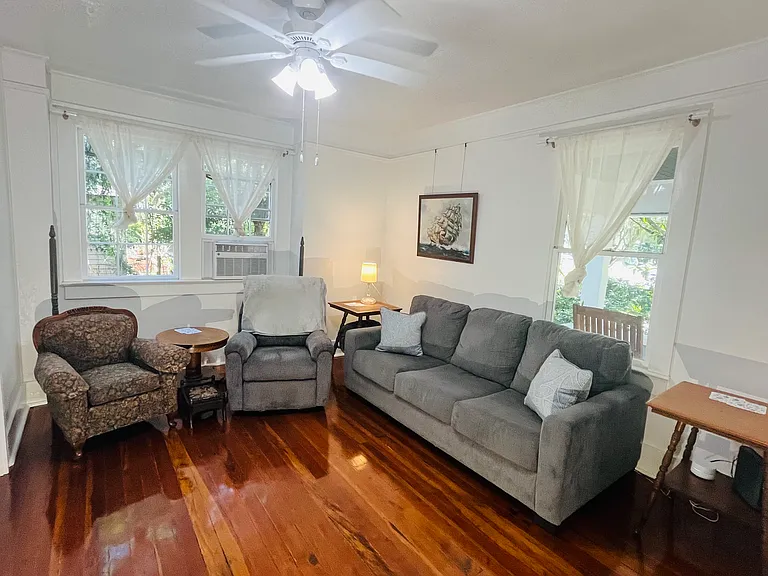 1124 NW 4th St — Photo 13