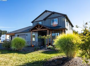 130 Amour Ct, White Salmon, WA 98672