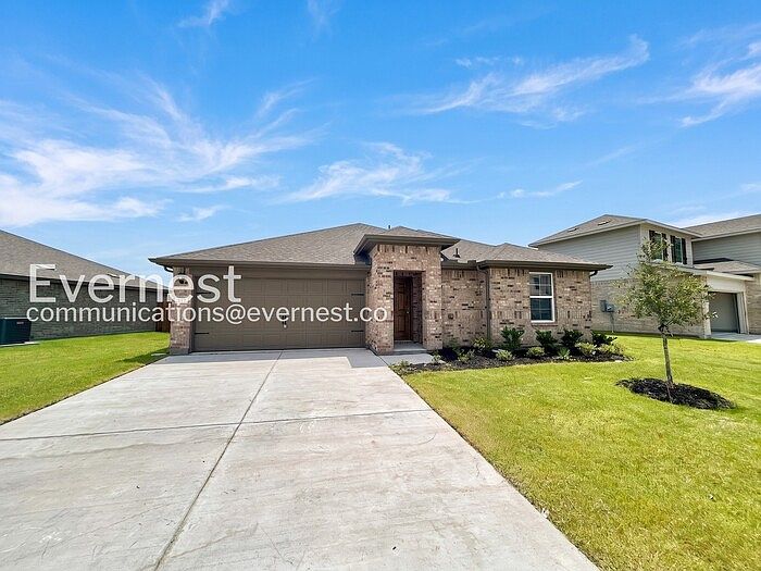1st image of 417 Pineywood Trl
