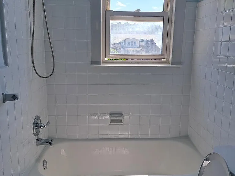 1805 Maple St — Photo 8