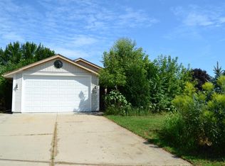 W153N7824 Cornflower Ct, Menomonee Falls, WI 53051
