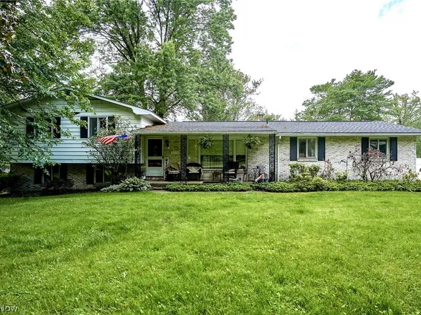 3275 Beechwood Ave, Alliance, OH 44601