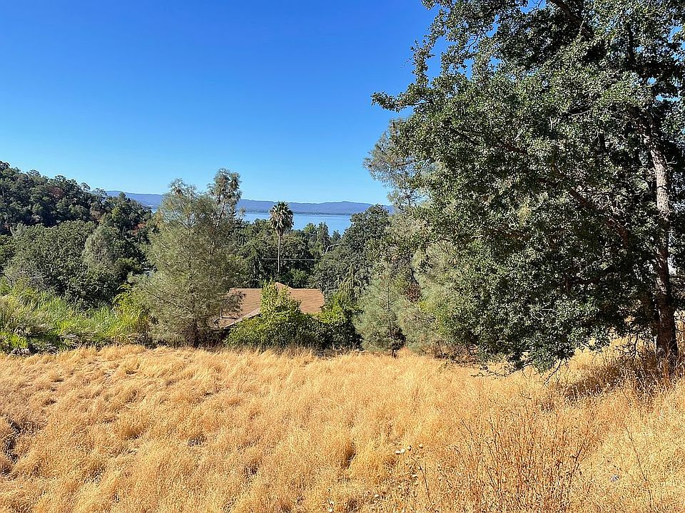 6621 Logan Dr has lake-views