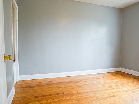 5th image of 6132 Macbeth Dr #B