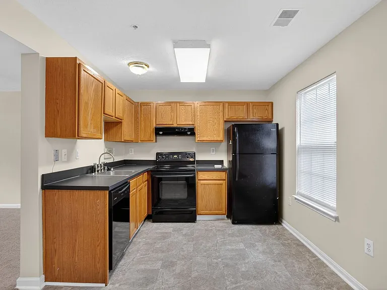 46098 Lucca Way — Photo 2