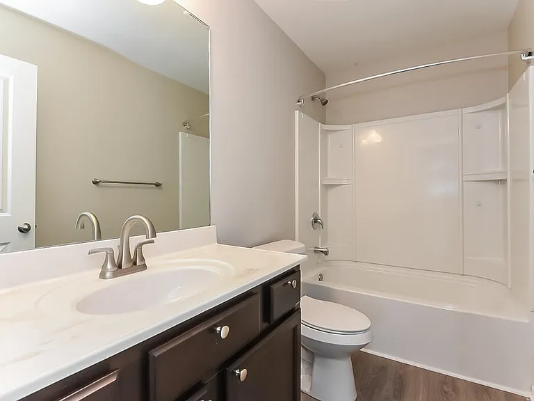 311 Caledonian Cir — Photo 16