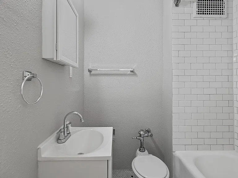 El Cortez — Photo 31