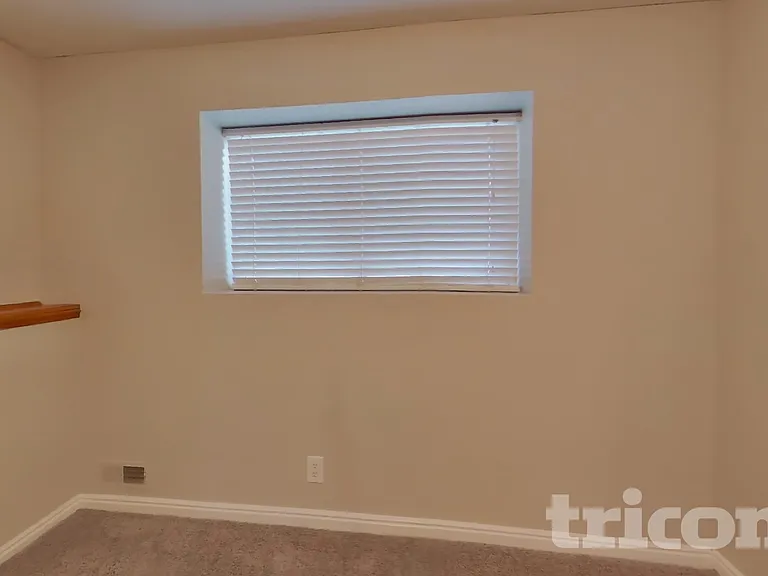 5845 S 4025 W — Photo 13
