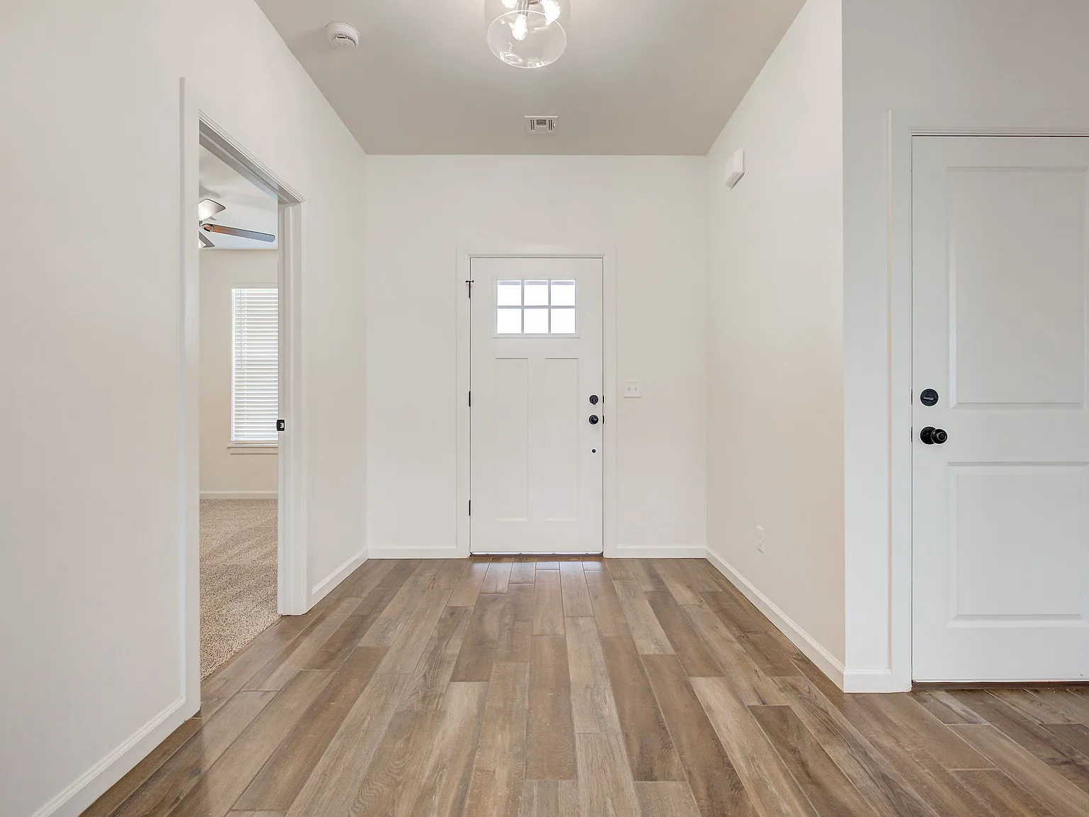 3 bed, 1548 sqft, $1,800 — Photo 3