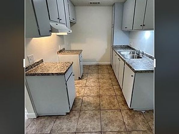1221 N Peach Ave APT 262