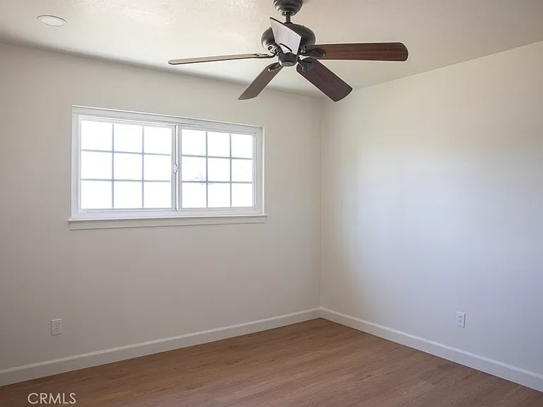 10740 Coloma St — Photo 14
