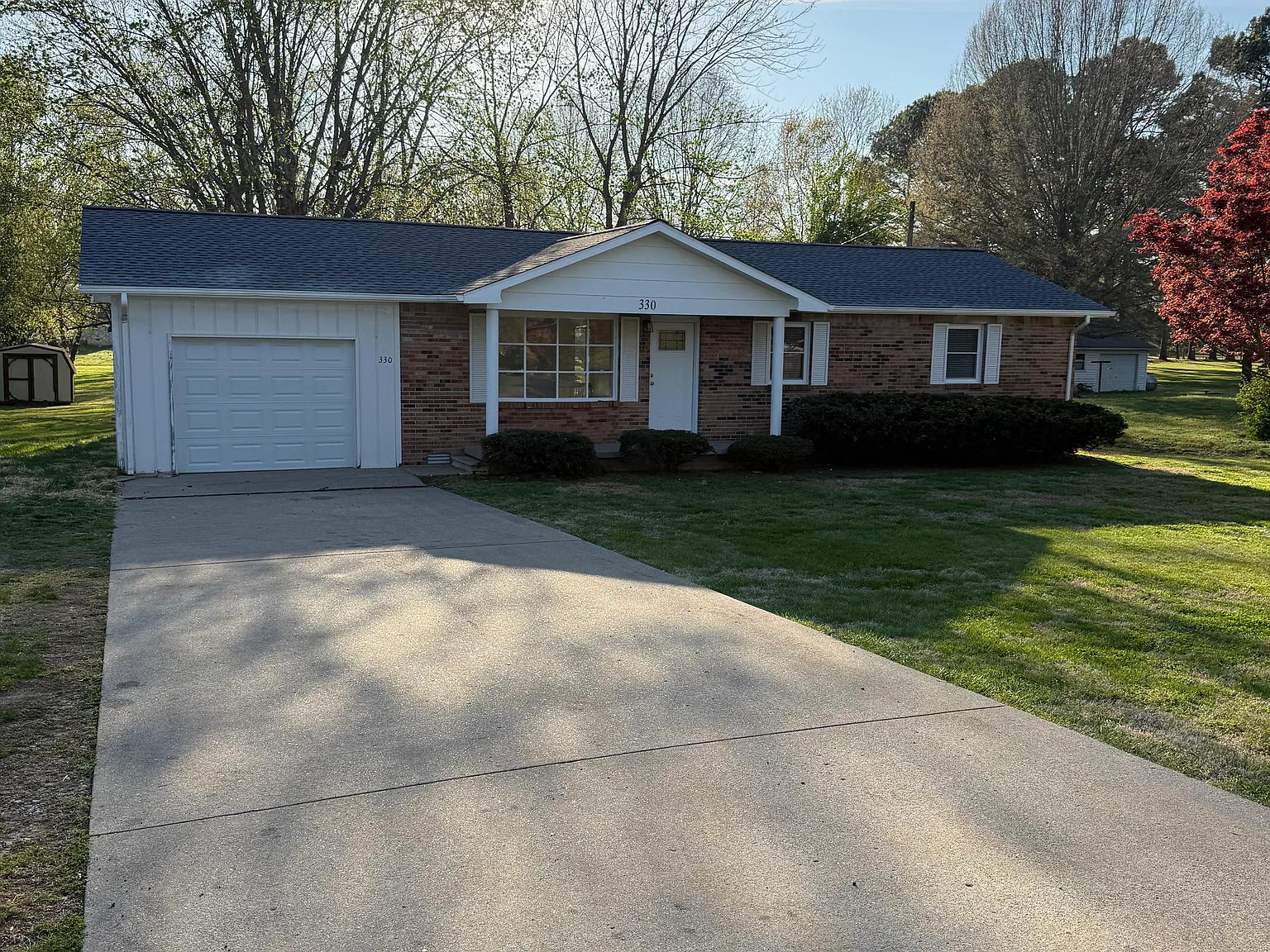 3 bed, 1175 sqft, $1,300 — Photo 1