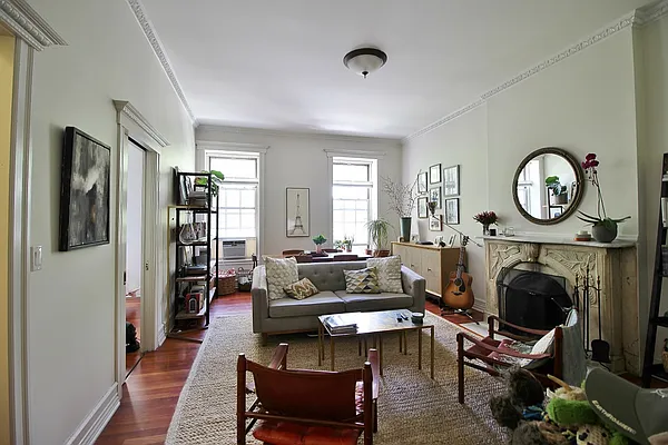 Rented by Julianna Realty Corp | media 12