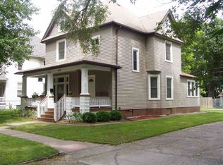 512 Kirkwood Blvd, Davenport, IA 52803