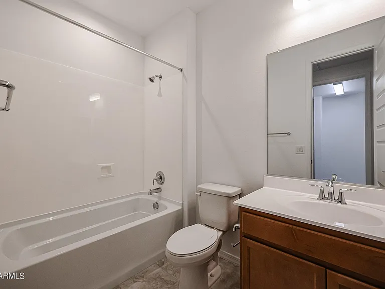 8752 W Medlock Dr — Photo 44