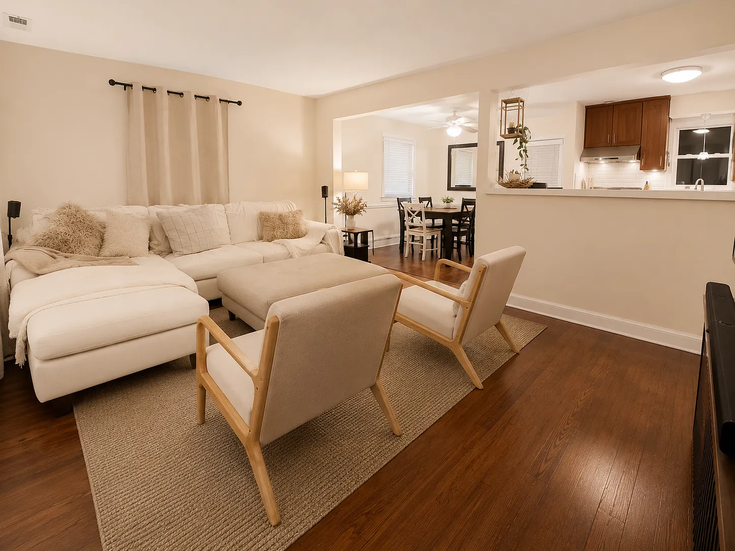 4 bed, 1.5 bath, 1404 sqft, $700 — Photo 4