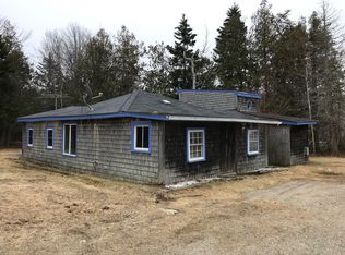 358 Main St, Gouldsboro, ME 04607