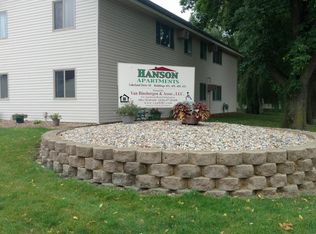 401 Lakeland Dr SE, Willmar, MN 56201