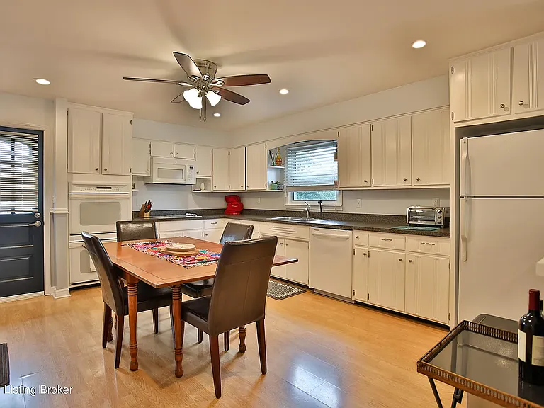 418 Marquette Dr — Photo 10