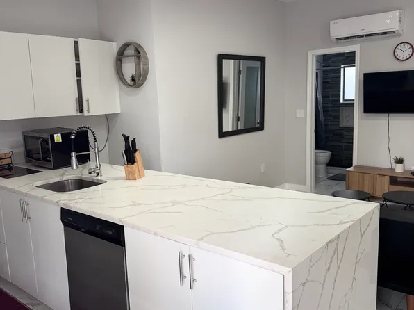 824 NE 4th St #5, Fort Lauderdale, FL 33315