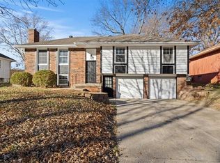 13318 Palmer Ave, Grandview, MO 64030