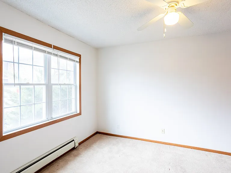 190 Ridge Dr — Photo 5