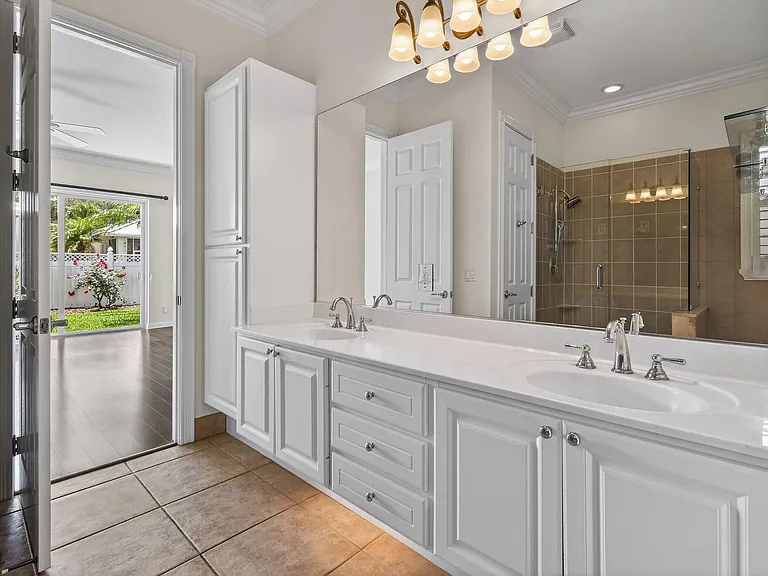 1316 Torch Key Way — Photo 9