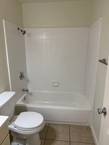 2241 N Chestnut Ave #103 Photo 1