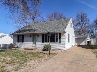 10318 Baptist Church Rd, Saint Louis, MO 63123