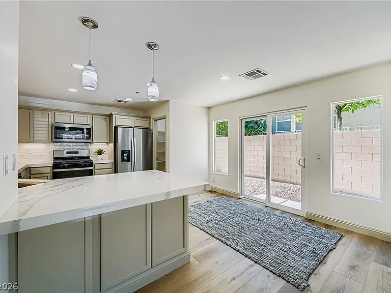 7609 Seda Ct — Photo 6