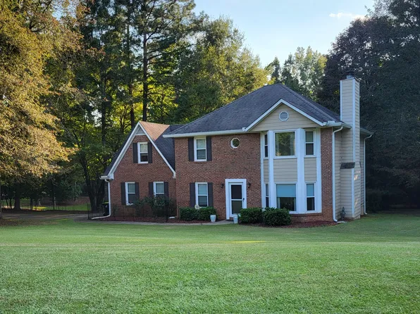 135 Bryson Ln, Fayetteville, GA 30215