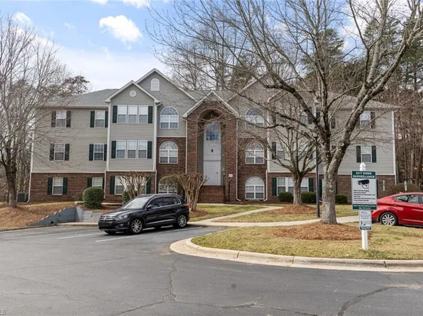 814 Timberline Ridge Ct, Winston Salem, NC 27106