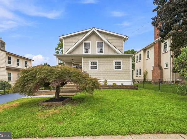 218 Linwood Ave, Ardmore, PA 19003