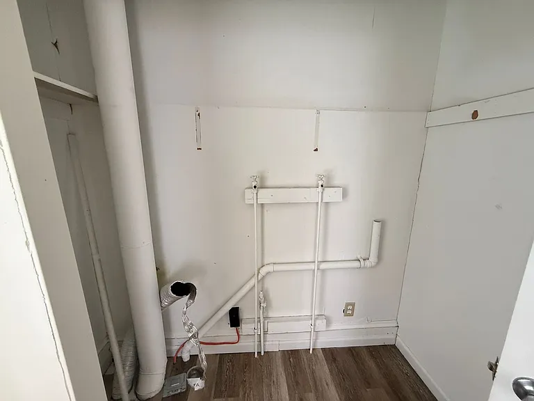 5420 E Michigan Ave — Photo 16