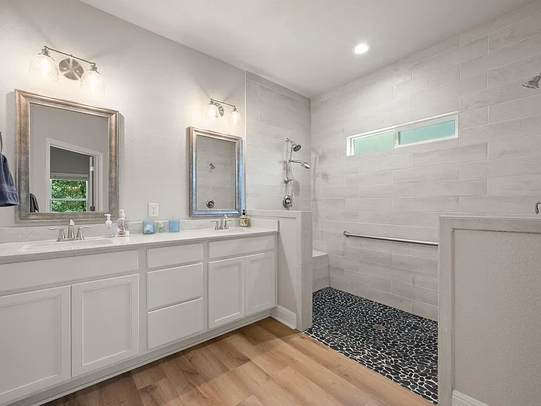 2503 Wilson Ave — Photo 23