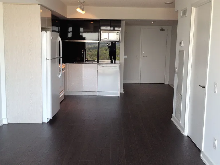 72 Esther Shiner Blvd #1908 — Photo 6
