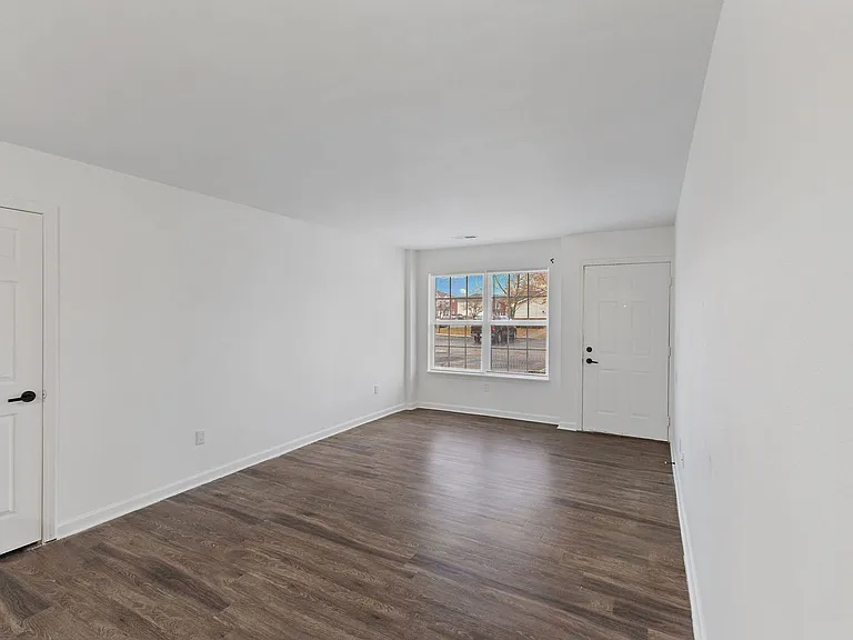 1308 N Liberty Cir E — Photo 30