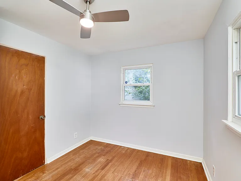 615 Superior Dr — Photo 18