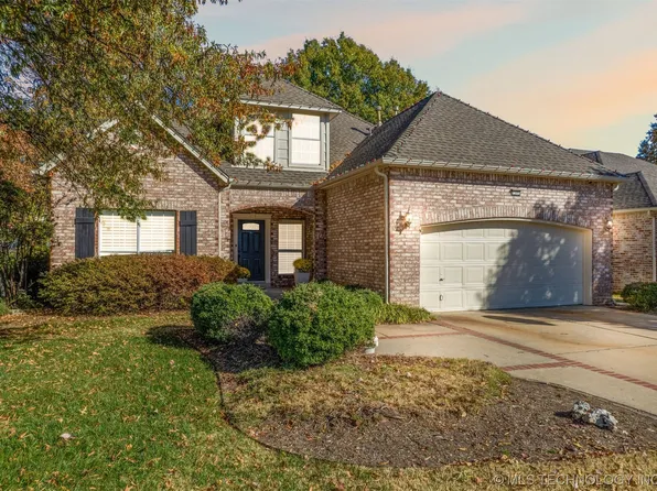 7301 E 92nd St, Tulsa, OK 74133