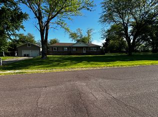 10359 Knob Noster Rd, Knob Noster, MO 65336